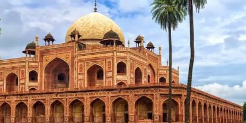 Golden Triangle Classic Tour at ₹14,500 | 3N/4D Tour Package Banner